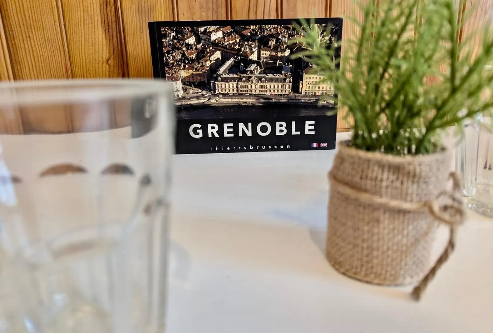 Sympathique Studio - Calme & Tout Equipe Avec Wifi Grenoble France